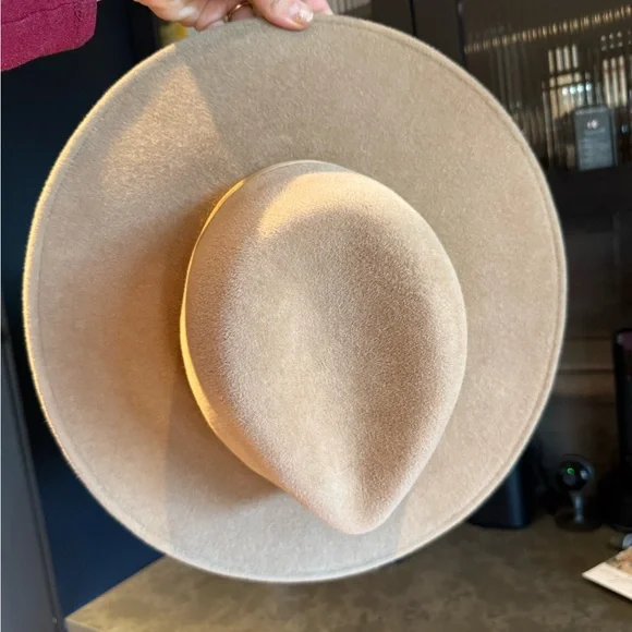 Gigi Burris Millinery exclusive for Neimen Marcus Jeanne Tan Hat